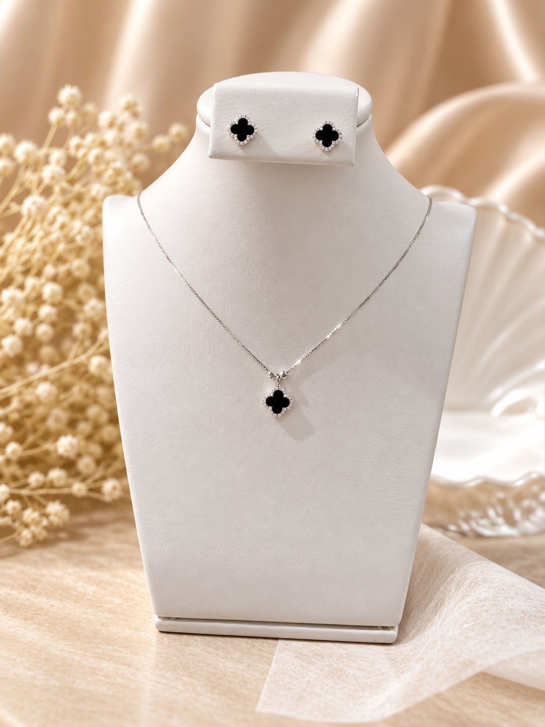 Set Van Cleef