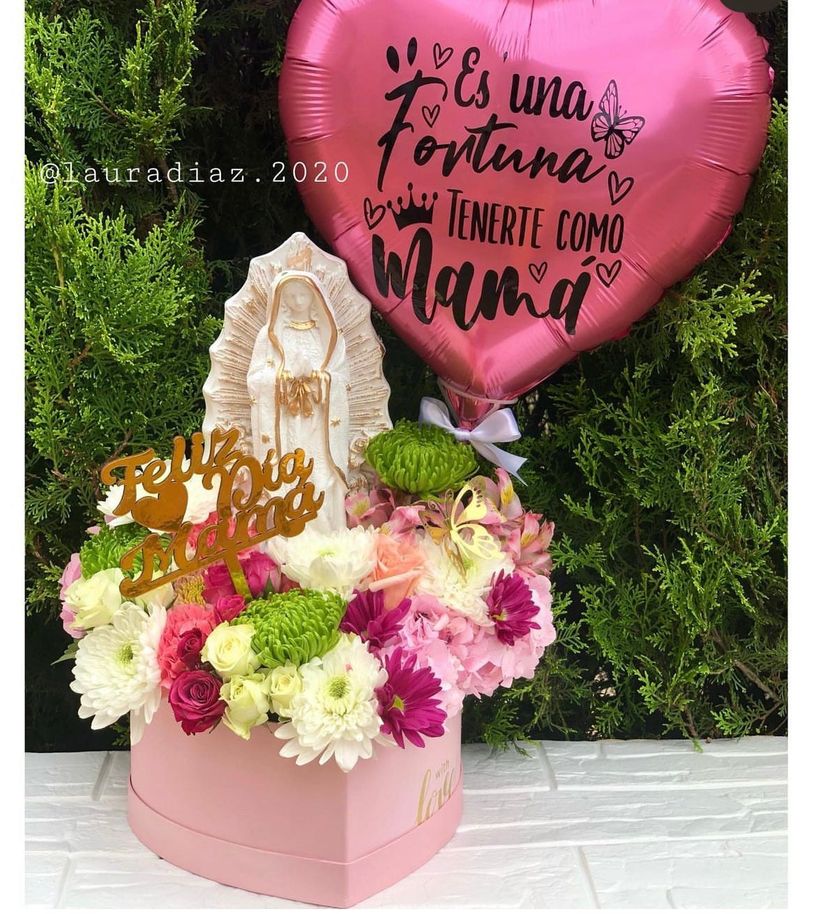 Ramo con virgen 35 cm