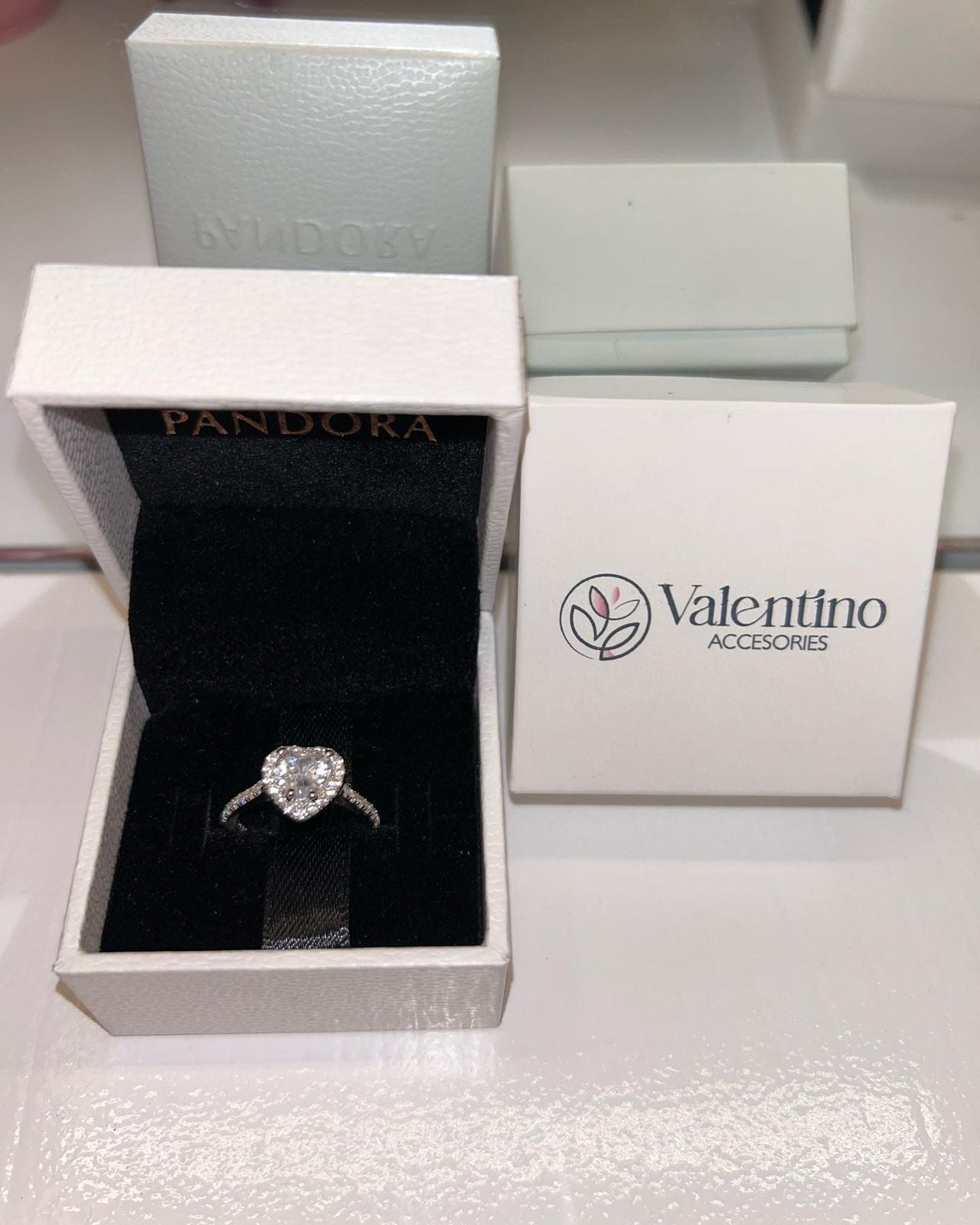 Anillo corazón Pandora