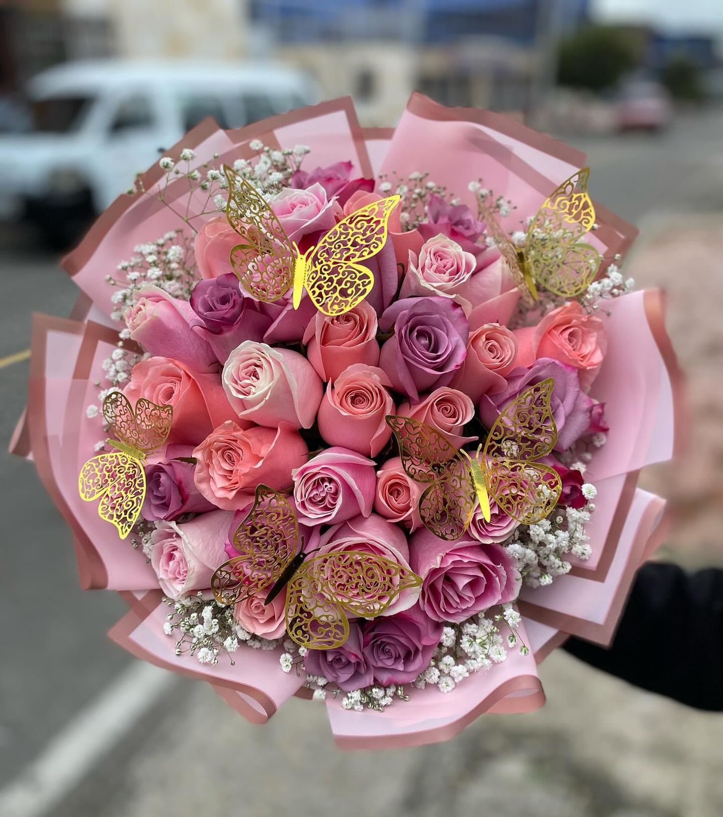 Encantadora x50 rosas